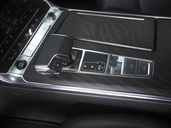 Audi A6 V (C8) с пробегом 2021 года, цена 3 620 000 рублей, 102096 км, седан, Автокод Объявления