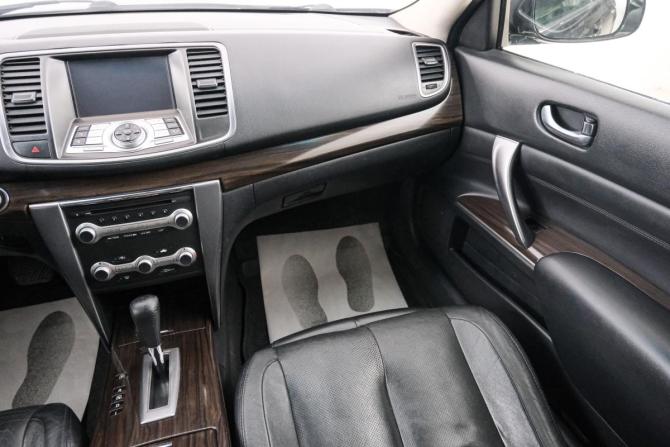 Nissan Teana II Рестайлинг с пробегом 2013 года, цена 1 099 000 рублей, 242770 км, седан, Автокод Объявления