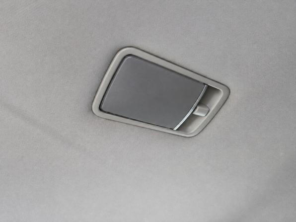 Nissan Tiida I Рестайлинг с пробегом 2012 года, цена 699 000 рублей, 261421 км, хэтчбек, Автокод Объявления