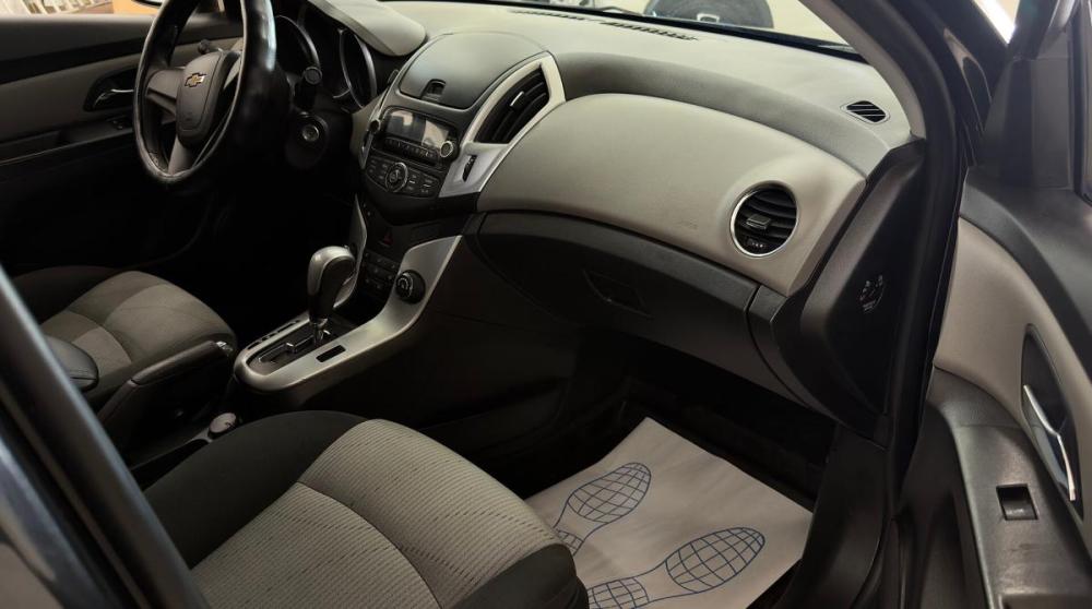 Chevrolet Cruze I Рестайлинг Екатеринбург  - изображение 13