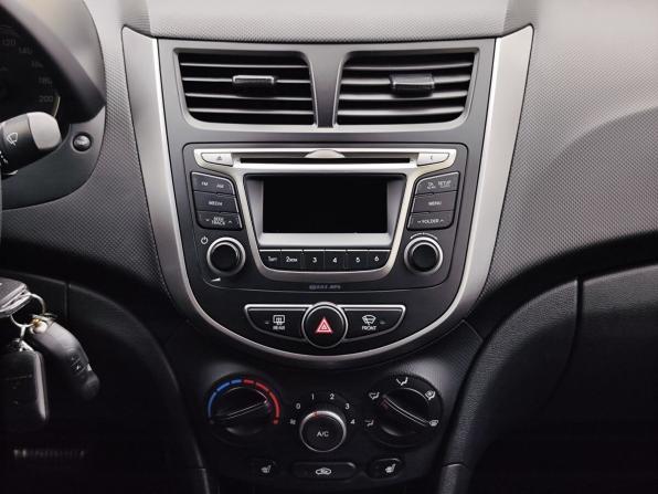 Hyundai Solaris I Рестайлинг с пробегом 2014 года, цена 1 099 000 рублей, 147185 км, седан, Автокод Объявления
