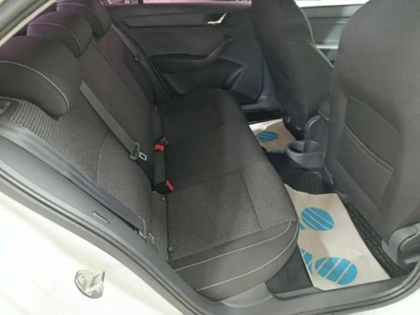 Skoda Rapid I с пробегом 2015 года, цена 1 159 000 рублей, 139142 км, лифтбек, Автокод Объявления