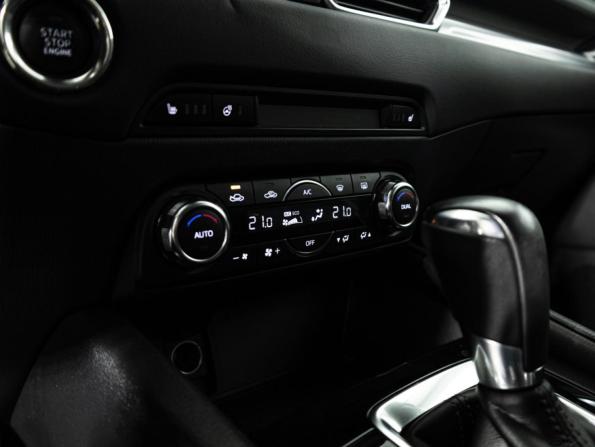 Mazda CX-5 II с пробегом 2017 года, цена 2 199 700 рублей, 116750 км, внедорожник, Автокод Объявления