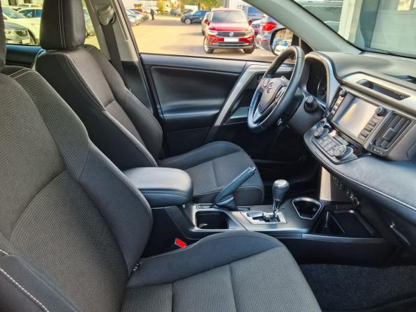 Toyota RAV4 IV (XA40) Рестайлинг с пробегом 2017 года, цена 2 210 000 рублей, 96294 км, внедорожник, Автокод Объявления