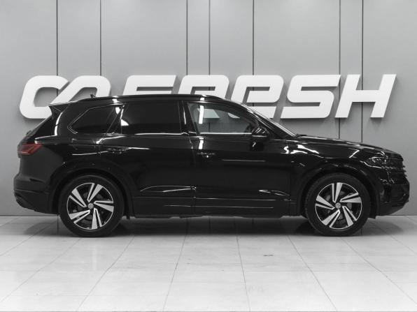 Volkswagen Touareg III с пробегом 2018 года, цена 4 949 000 рублей, 103093 км, внедорожник, Автокод Объявления
