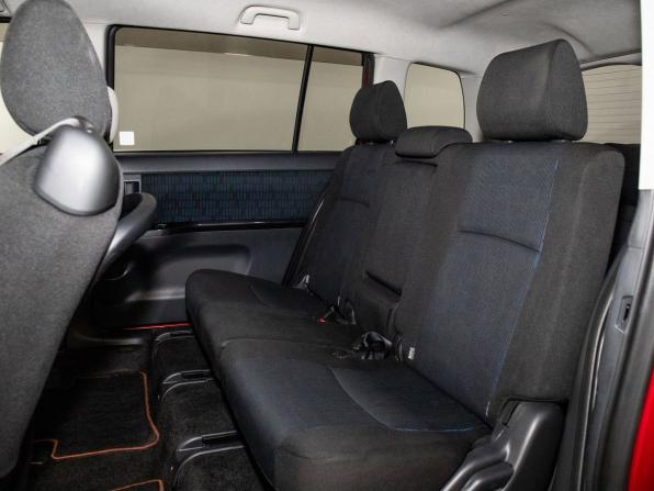 Toyota ISis I Рестайлинг с пробегом 2013 года, цена 1 149 500 рублей, 179138 км, компактвэн, Автокод Объявления