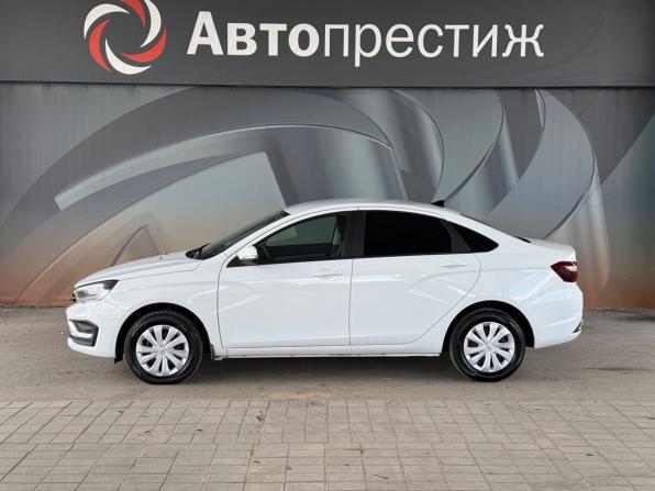 Lada (ВАЗ) Vesta I Рестайлинг (NG) с пробегом 2023 года, цена 1 220 000 рублей, 43000 км, седан, Автокод Объявления