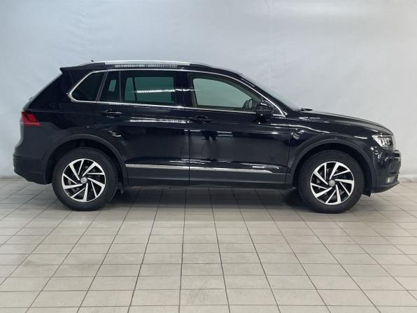 Volkswagen Tiguan II с пробегом 2018 года, цена 2 250 000 рублей, 125994 км, внедорожник, Автокод Объявления