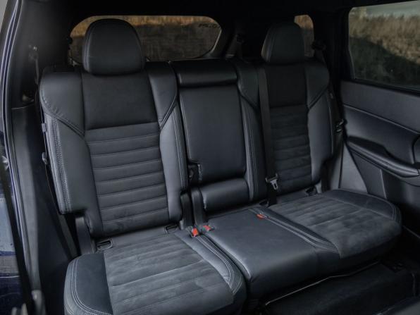 Mitsubishi Outlander IV с пробегом 2022 года, цена 3 699 000 рублей, 53000 км, внедорожник, Автокод Объявления