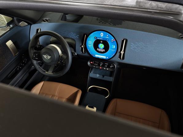 Mini Countryman III с пробегом 2024 года, цена 5 250 000 рублей, 16431 км, внедорожник, Автокод Объявления