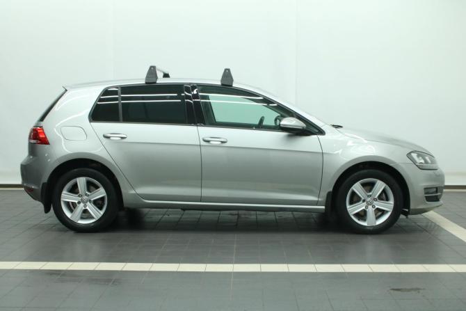 Volkswagen Golf VII с пробегом 2013 года, цена 1 395 000 рублей, 125992 км, хэтчбек, Автокод Объявления