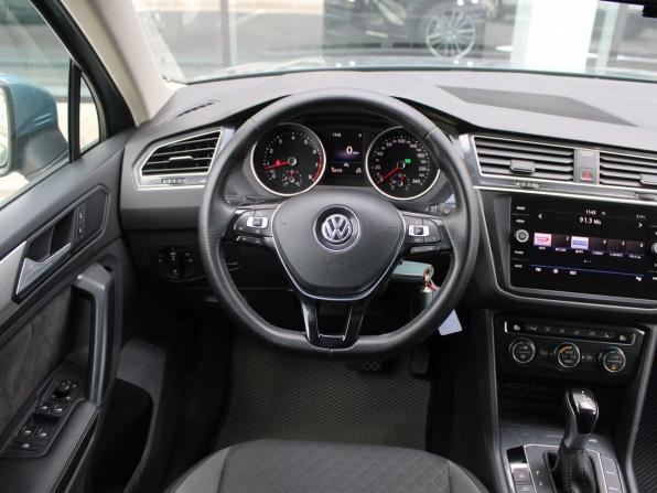 Volkswagen Tiguan II с пробегом 2019 года, цена 2 450 000 рублей, 125000 км, внедорожник, Автокод Объявления