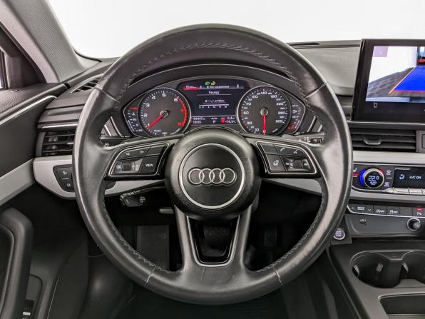 Audi A4 V (B9) Рестайлинг с пробегом 2021 года, цена 3 100 000 рублей, 94094 км, седан, Автокод Объявления