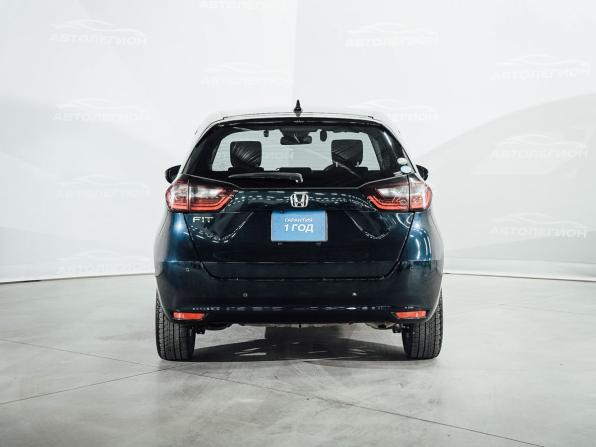 Honda Fit IV с пробегом 2020 года, цена 1 390 000 рублей, 102620 км, хэтчбек, Автокод Объявления