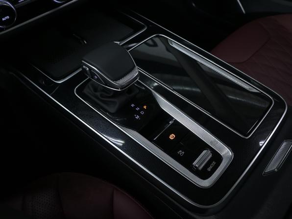 Hongqi HS5 I Рестайлинг с пробегом 2024 года, цена 3 540 000 рублей, 8350 км, внедорожник, Автокод Объявления