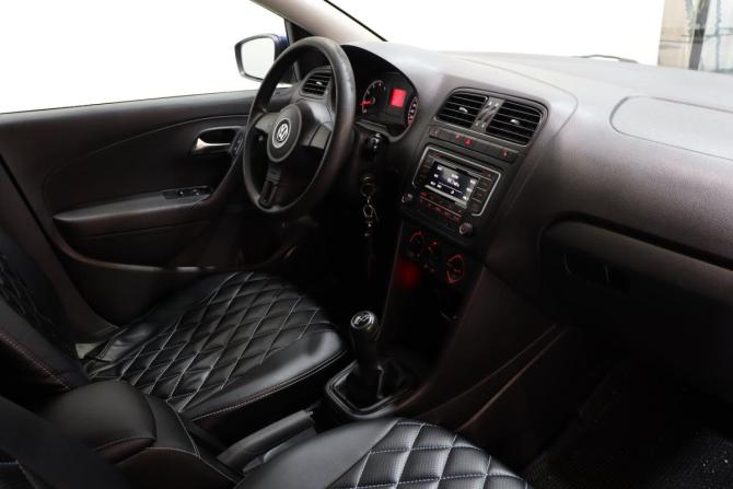 Volkswagen Polo V с пробегом 2012 года, цена 579 000 рублей, 220000 км, седан, Автокод Объявления