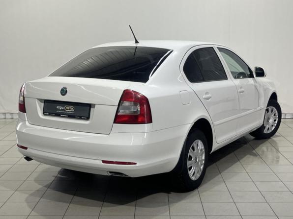 Skoda Octavia II (A5) Рестайлинг с пробегом 2012 года, цена 806 700 рублей, 183251 км, лифтбек, Автокод Объявления