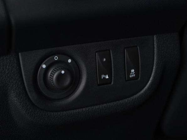 Renault Logan II Рестайлинг с пробегом 2021 года, цена 1 277 077 рублей, 53482 км, седан, Автокод Объявления