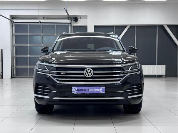 Volkswagen Touareg III с пробегом 2020 года, цена 4 500 000 рублей, 128256 км, внедорожник, Автокод Объявления
