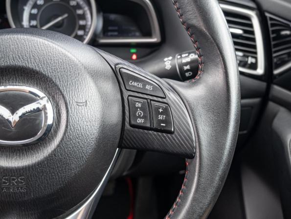 Mazda Axela III с пробегом 2015 года, цена 1 285 000 рублей, 148475 км, хэтчбек, Автокод Объявления