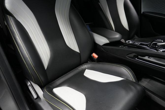 Geely Coolray I Рестайлинг с пробегом 2023 года, цена 2 245 000 рублей, 35620 км, внедорожник, Автокод Объявления