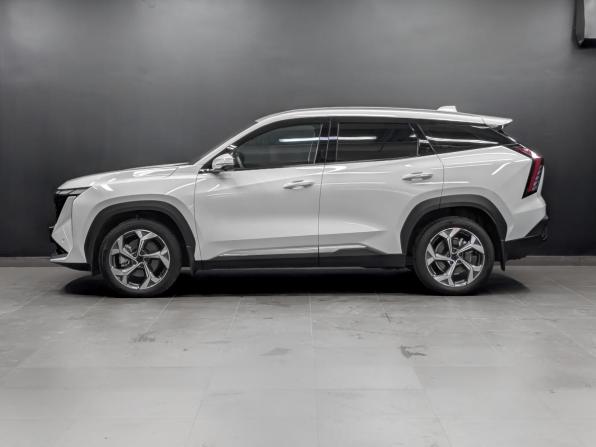 Geely Atlas II с пробегом 2025 года, цена 3 330 000 рублей, 2623 км, внедорожник, Автокод Объявления
