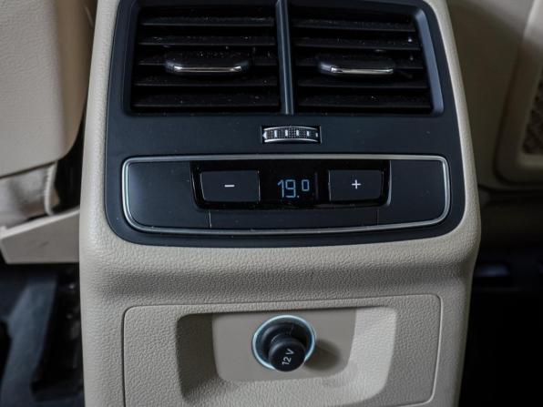 Audi A4 V (B9) Рестайлинг с пробегом 2019 года, цена 2 999 000 рублей, 77268 км, седан, Автокод Объявления