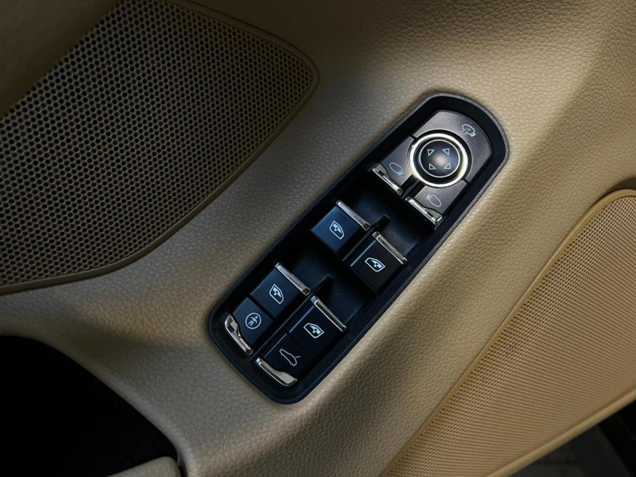 Porsche Panamera I Челябинск  - изображение 21