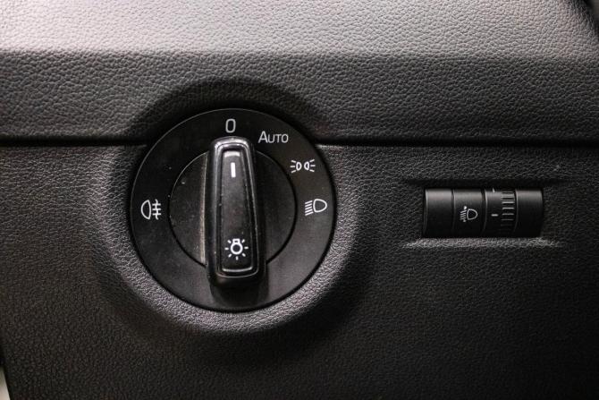 Skoda Octavia III (A7) с пробегом 2014 года, цена 999 000 рублей, 237087 км, лифтбек, Автокод Объявления