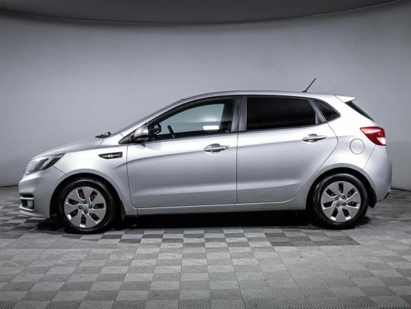 Kia Rio III Рестайлинг с пробегом 2015 года, цена 979 000 рублей, 114732 км, хэтчбек, Автокод Объявления