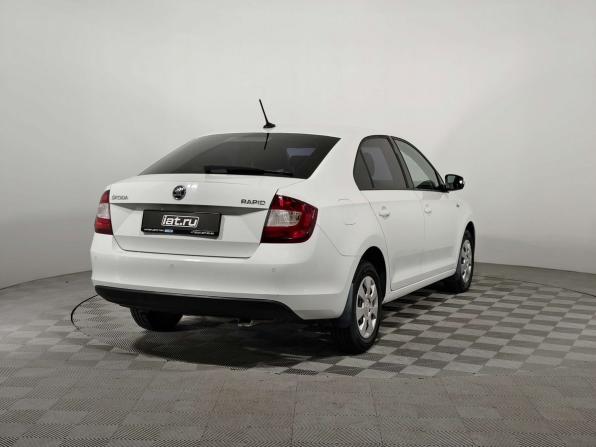 Skoda Rapid I Рестайлинг с пробегом 2018 года, цена 1 129 000 рублей, 90000 км, лифтбек, Автокод Объявления