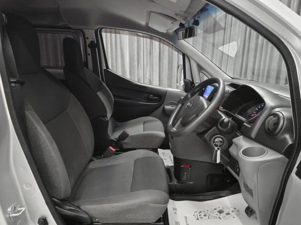 Nissan NV200 с пробегом 2015 года, цена 1 149 000 рублей, 179500 км, минивэн, Автокод Объявления