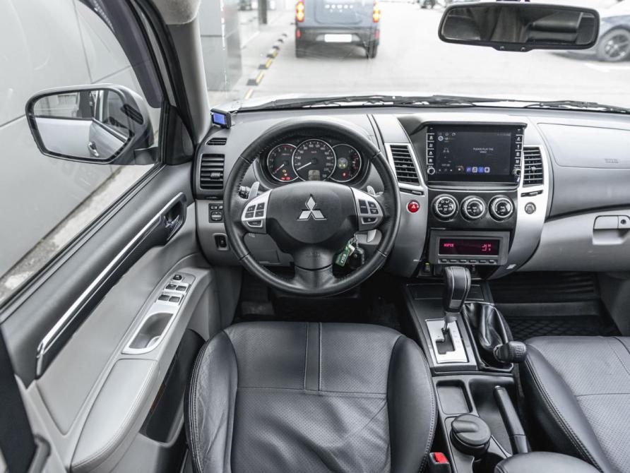 Mitsubishi Pajero Sport II Рестайлинг Москва  - изображение 19