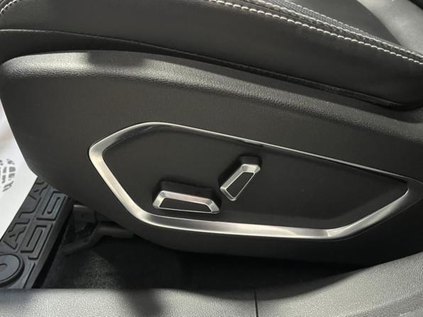 Geely Atlas Pro с пробегом 2022 года, цена 1 907 700 рублей, 58688 км, внедорожник, Автокод Объявления