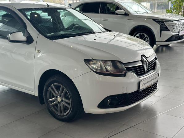 Renault Sandero II с пробегом 2016 года, цена 645 000 рублей, 99000 км, хэтчбек, Автокод Объявления