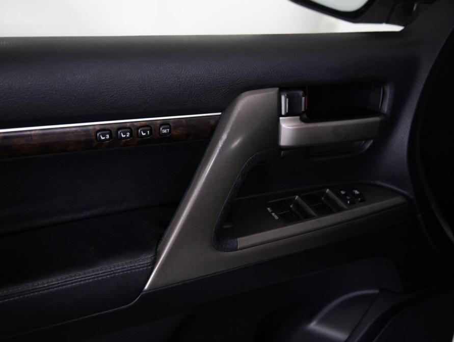 Toyota Land Cruiser 200 Series Санкт-Петербург  - изображение 26