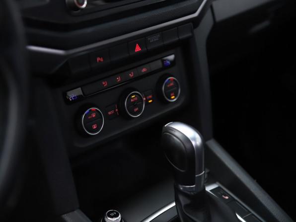 Volkswagen Amarok I Рестайлинг с пробегом 2016 года, цена 2 250 000 рублей, 264868 км, offers.body_type.unknown, Автокод Объявления