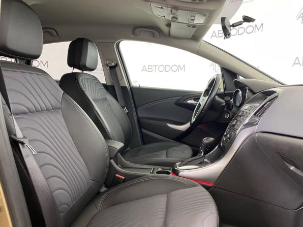 Opel Astra J Рестайлинг с пробегом 2013 года, цена 969 900 рублей, 74854 км, седан, Автокод Объявления