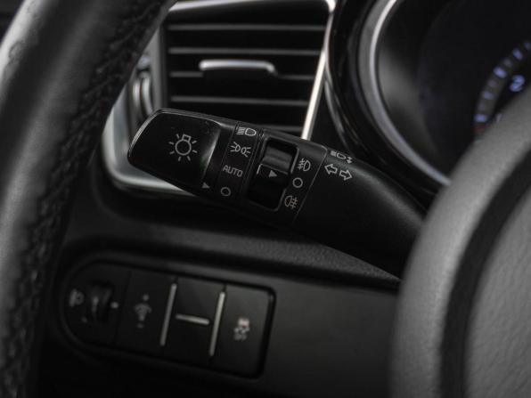 Kia Ceed III с пробегом 2019 года, цена 1 199 000 рублей, 379727 км, универсал, Автокод Объявления