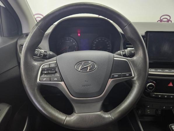 Hyundai Solaris II Рестайлинг с пробегом 2020 года, цена 1 255 000 рублей, 78741 км, седан, Автокод Объявления