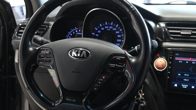 Kia Rio III Рестайлинг с пробегом 2015 года, цена 1 045 000 рублей, 130692 км, седан, Автокод Объявления
