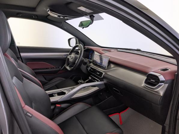 Geely Coolray I с пробегом 2023 года, цена 1 750 000 рублей, 67725 км, внедорожник, Автокод Объявления