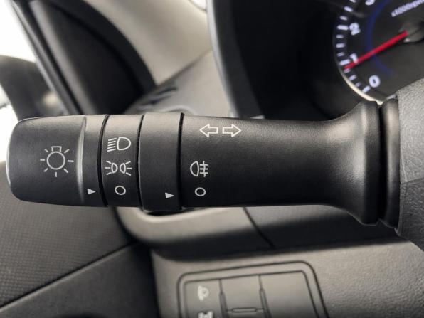 Hyundai Solaris I Рестайлинг с пробегом 2015 года, цена 947 000 рублей, 143977 км, хэтчбек, Автокод Объявления
