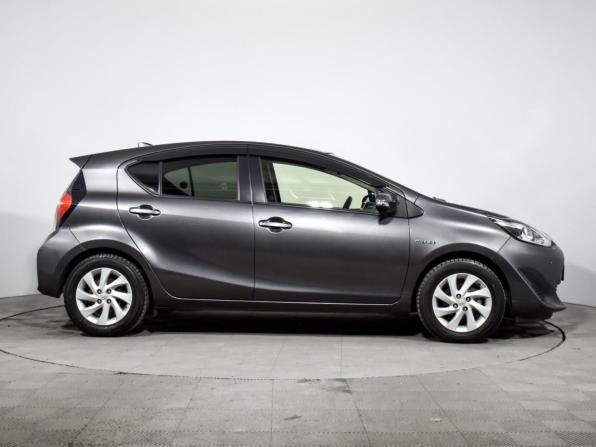 Toyota Aqua I Рестайлинг 2 с пробегом 2019 года, цена 1 350 000 рублей, 101285 км, хэтчбек, Автокод Объявления