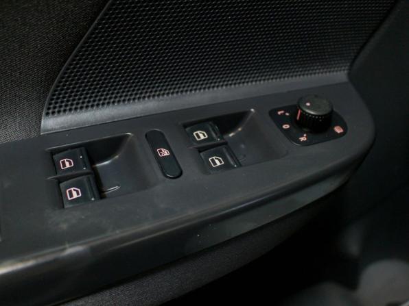 Volkswagen Jetta V с пробегом 2008 года, цена 397 000 рублей, 265493 км, седан, Автокод Объявления