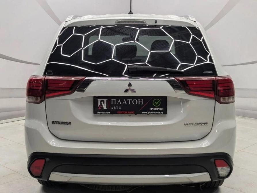 Mitsubishi Outlander III Рестайлинг 2 Воронеж  - изображение 6
