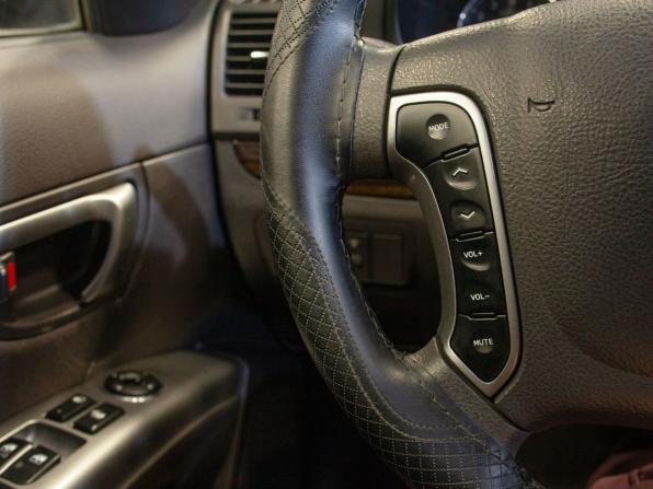 Hyundai Santa Fe II Рестайлинг с пробегом 2011 года, цена 1 385 000 рублей, 230359 км, внедорожник, Автокод Объявления