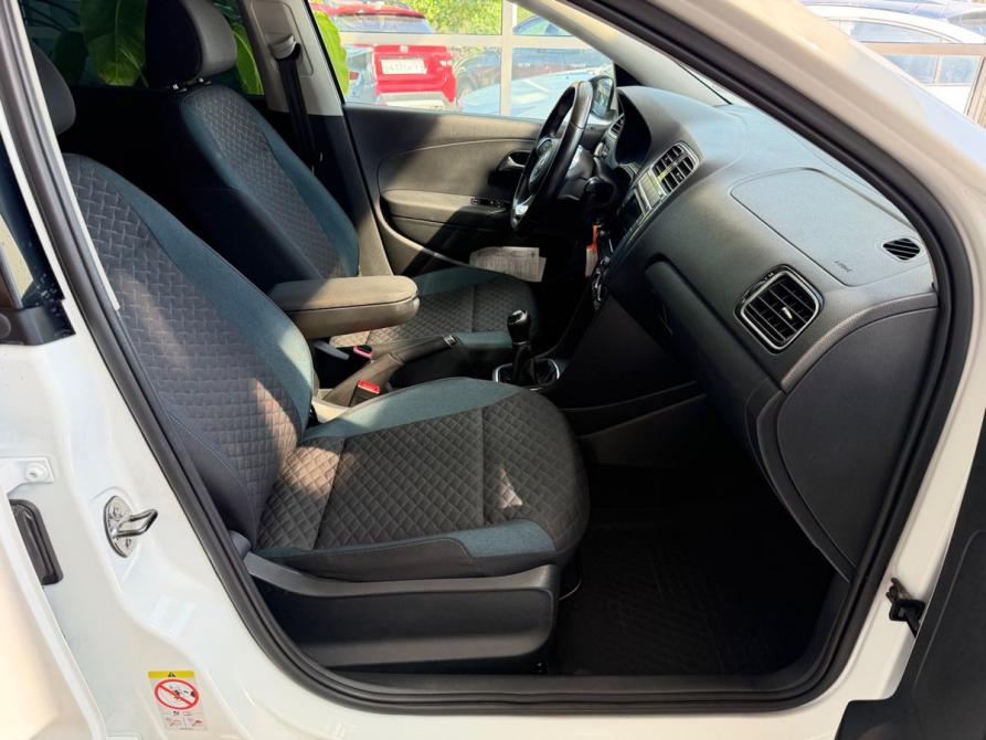 Volkswagen Polo V Рестайлинг Таганрог  - изображение 23