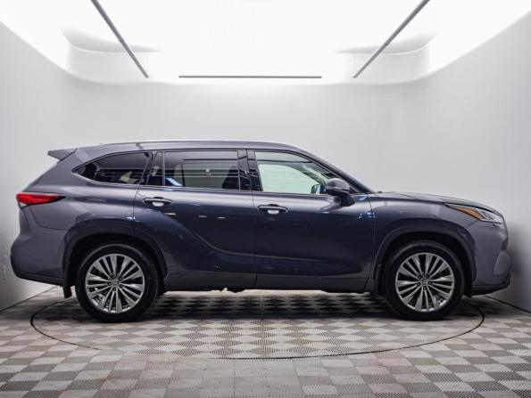 Toyota Highlander IV (XU70) с пробегом 2021 года, цена 4 690 000 рублей, 99500 км, внедорожник, Автокод Объявления