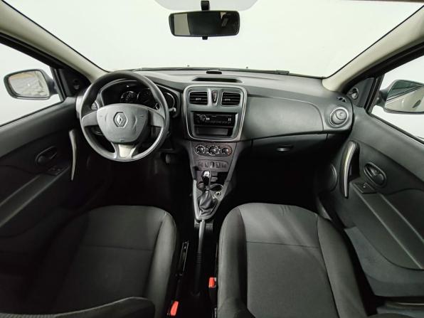 Renault Logan II с пробегом 2015 года, цена 675 000 рублей, 187280 км, седан, Автокод Объявления